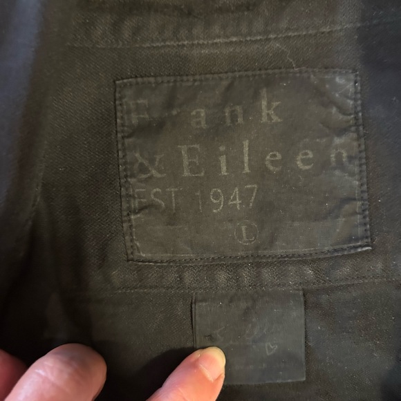 Frank & Eileen Black button up shirt - Picture 2 of 2